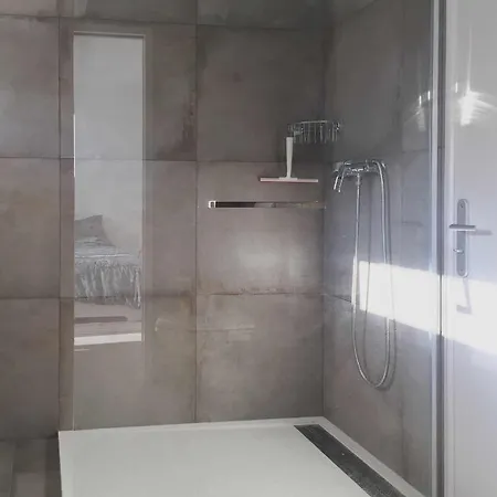 La Maison De Marie Hélène 2 Piscine Partagée *